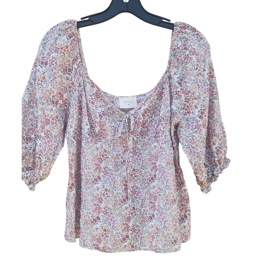 Everly Cottagecore Dainty Floral Milkmaid Puff Sleeve‎ Top Medium Spring Flowers